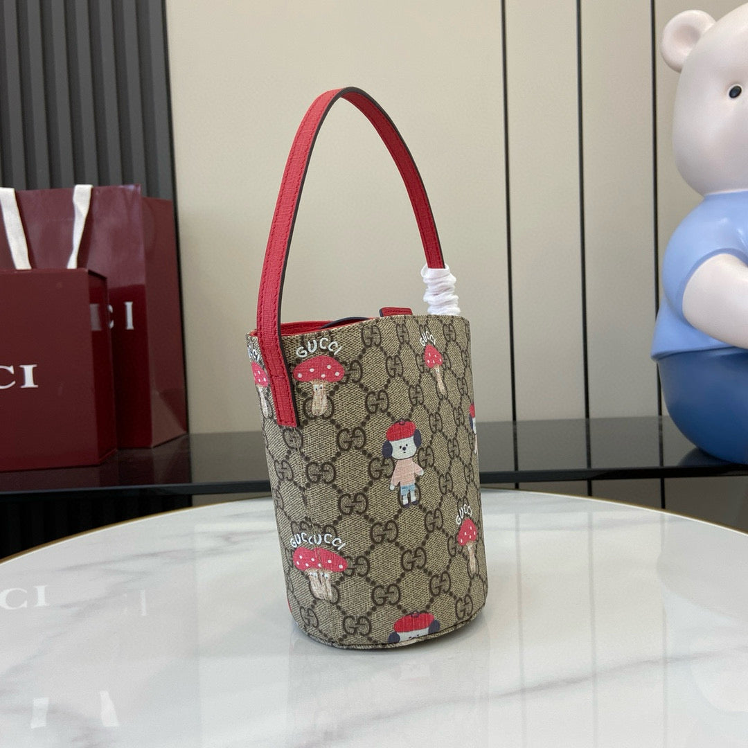 GC Bucket Bag
