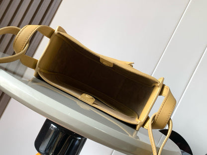Loewe Hammock