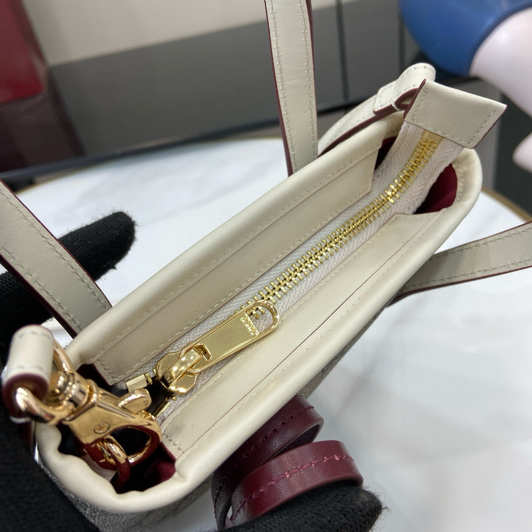 GC Bucket Bag