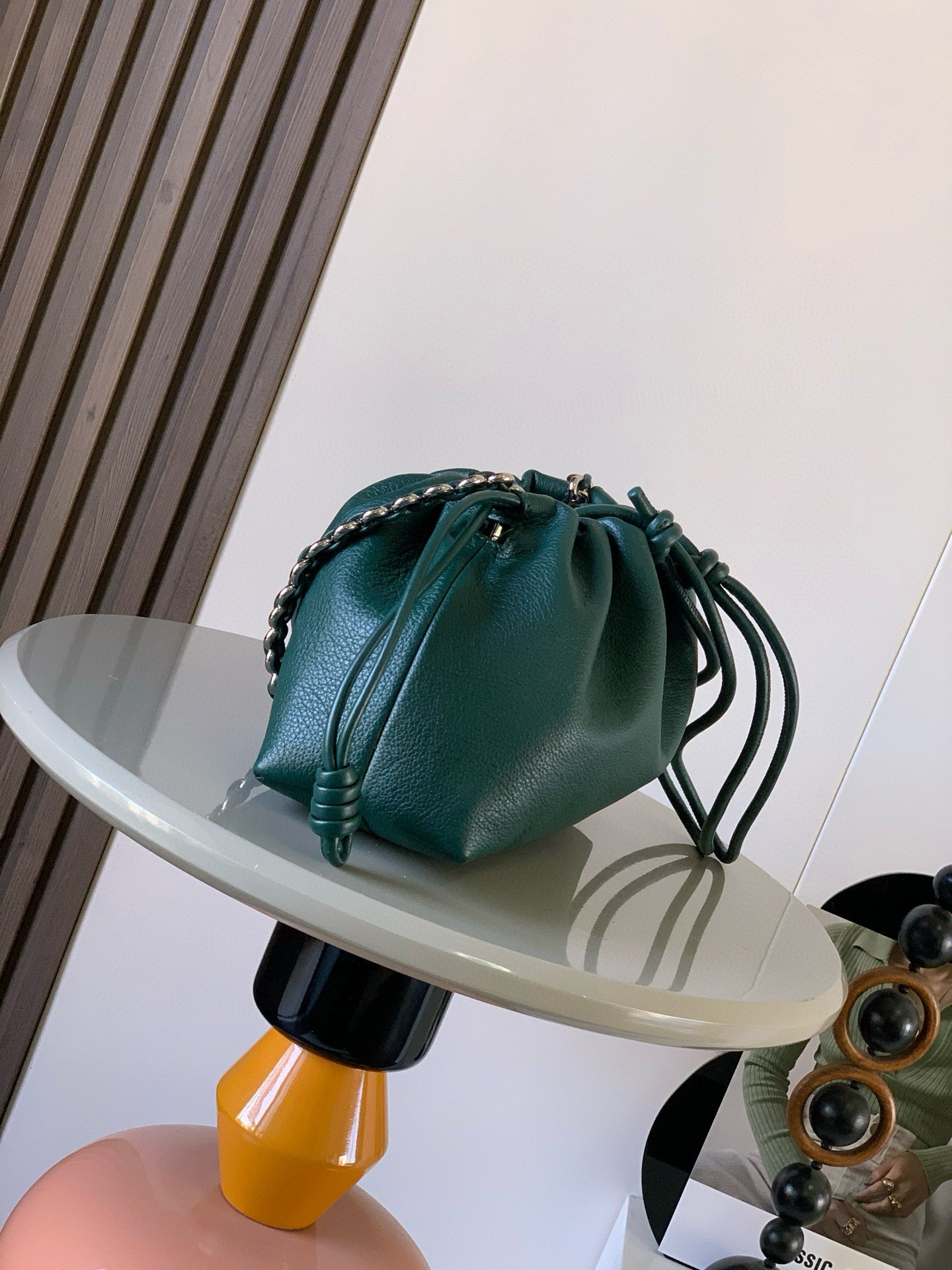 Loewe Flamenco