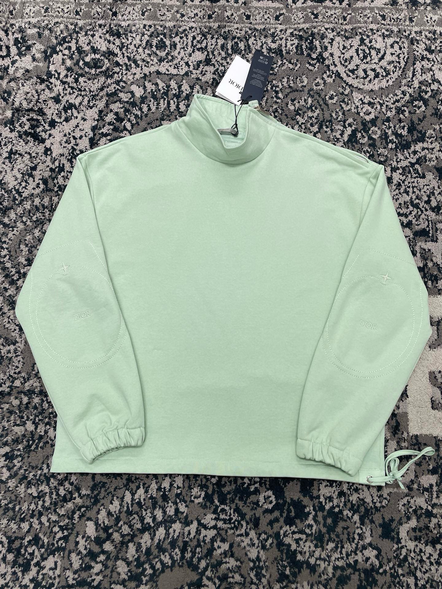 CD Sweater