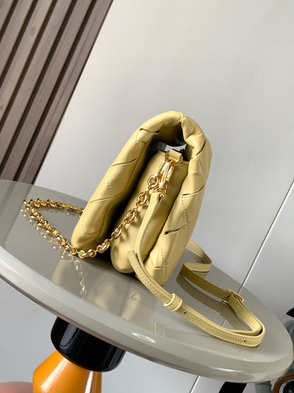 Loewe Goya Puffer