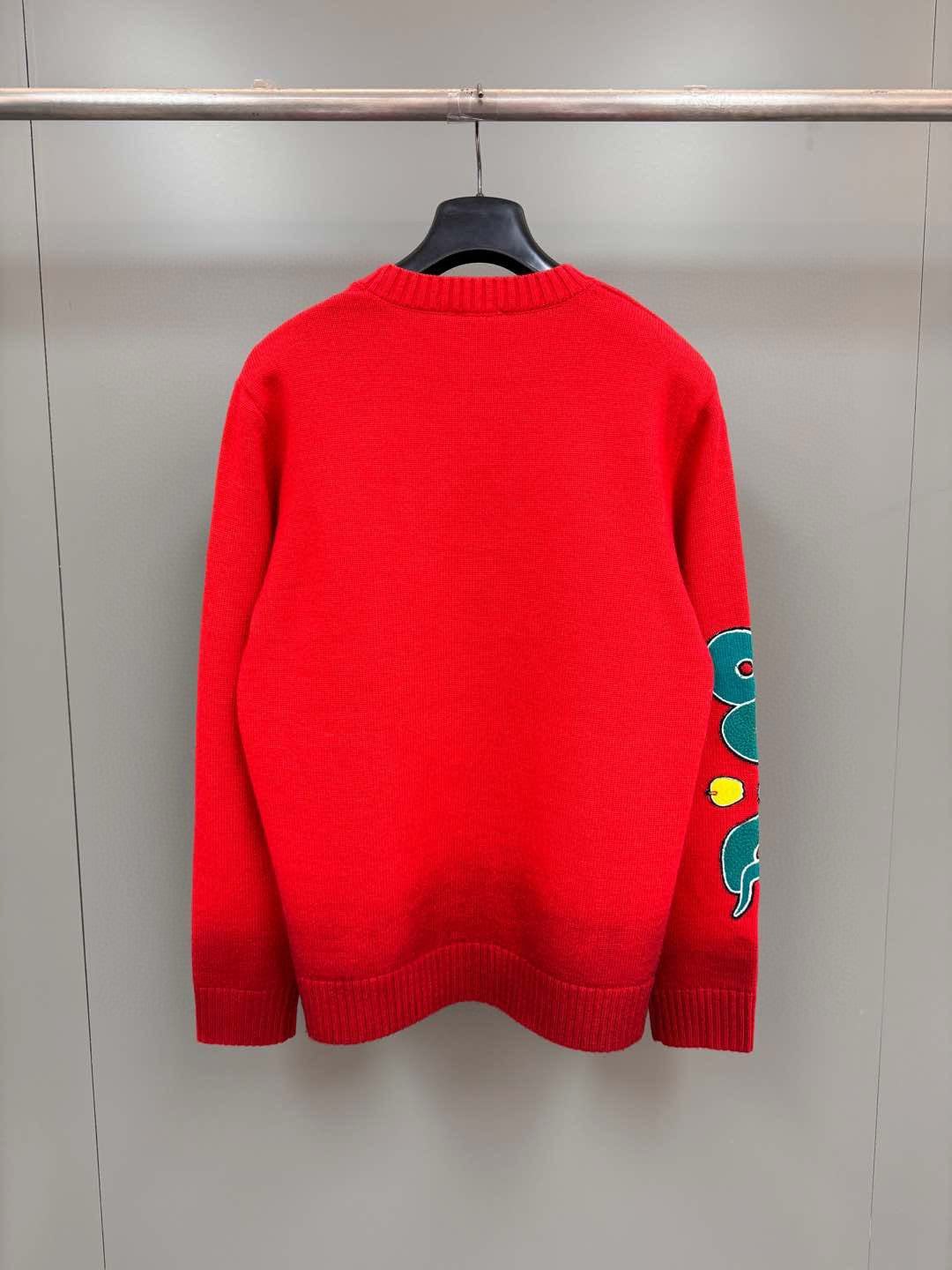 CD Sweater