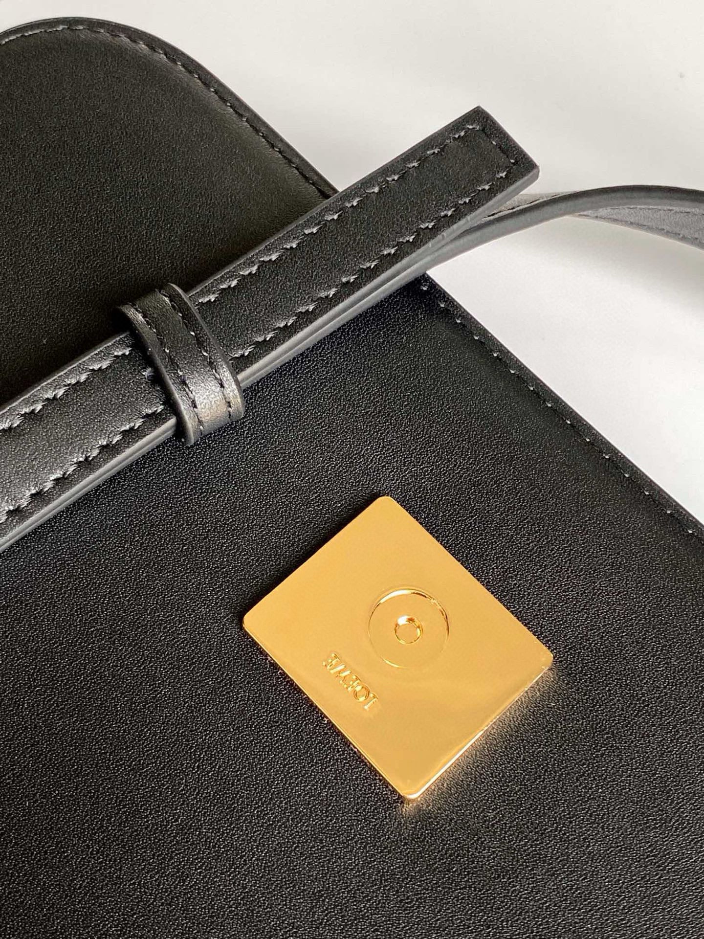 Loewe Goya Leather