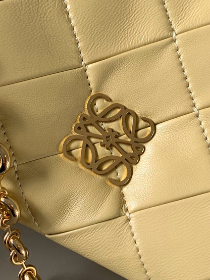 Loewe Goya Puffer