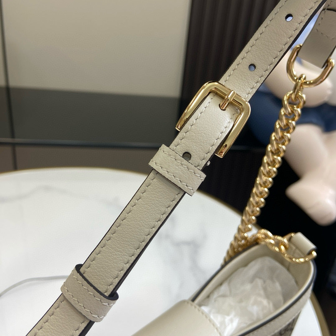 GC Padlock