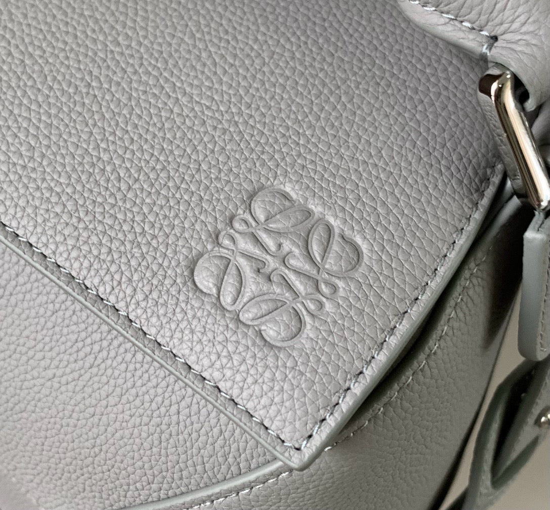 Loewe Puzzle