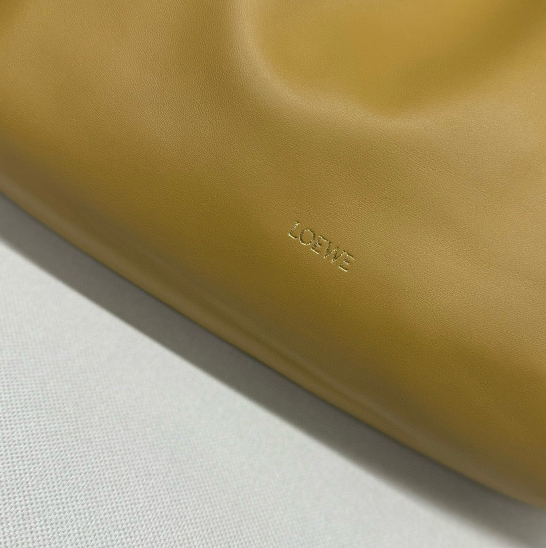 Loewe Flamenco