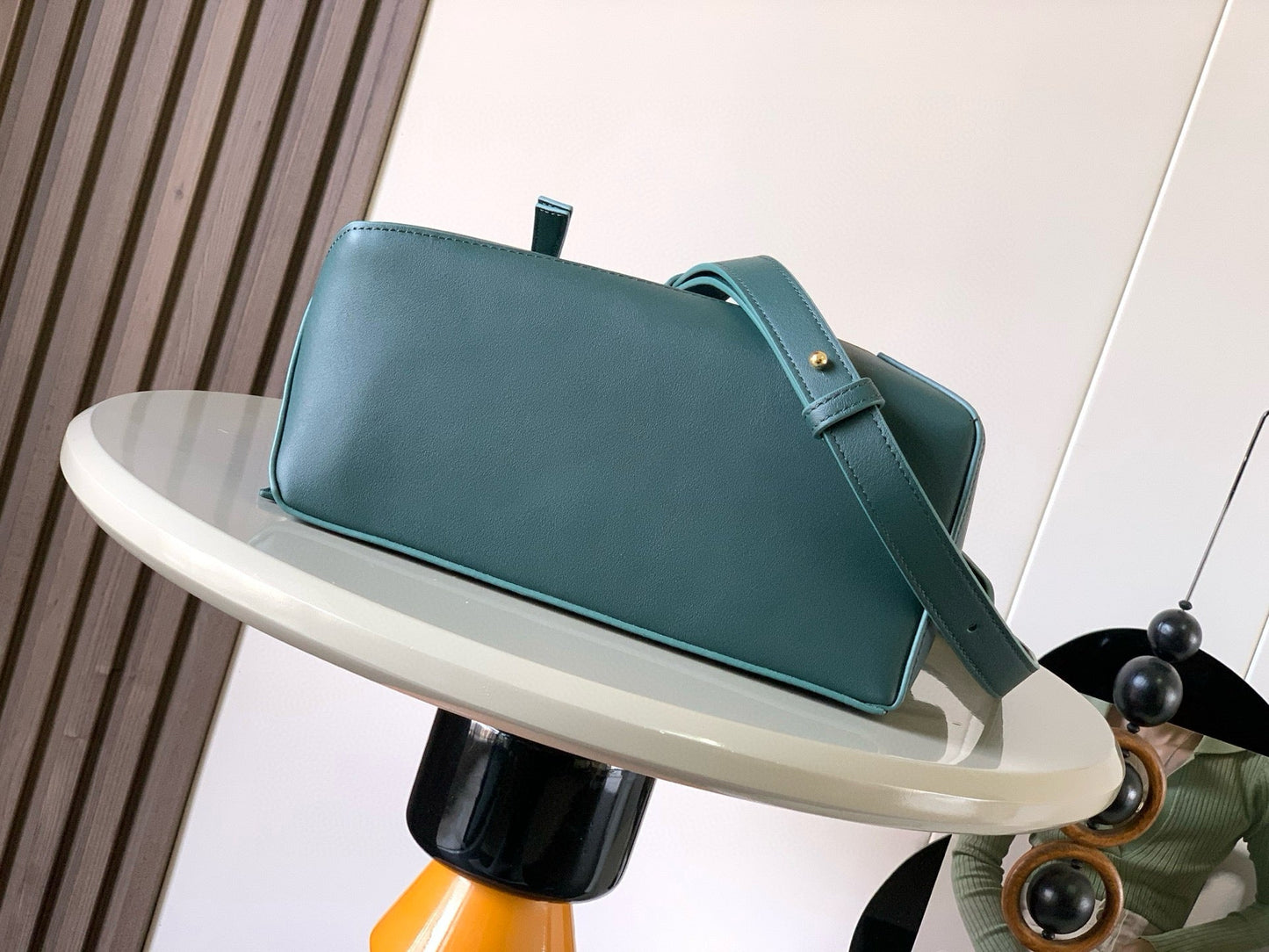 Loewe Puzzle