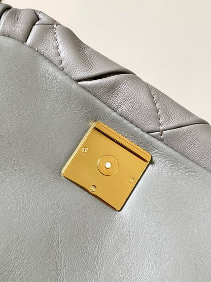 Loewe Goya Puffer