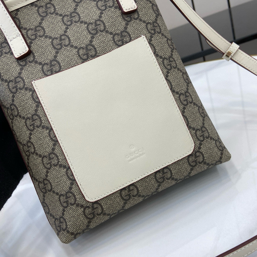 GC Bucket Bag