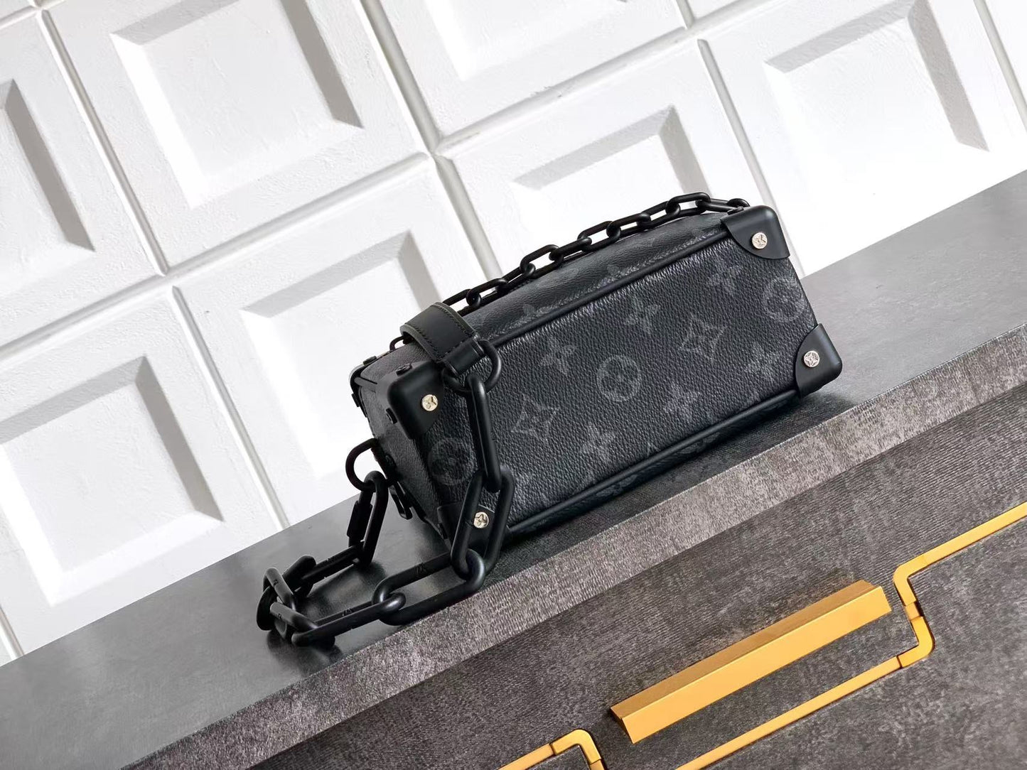 Lv soft trunk
