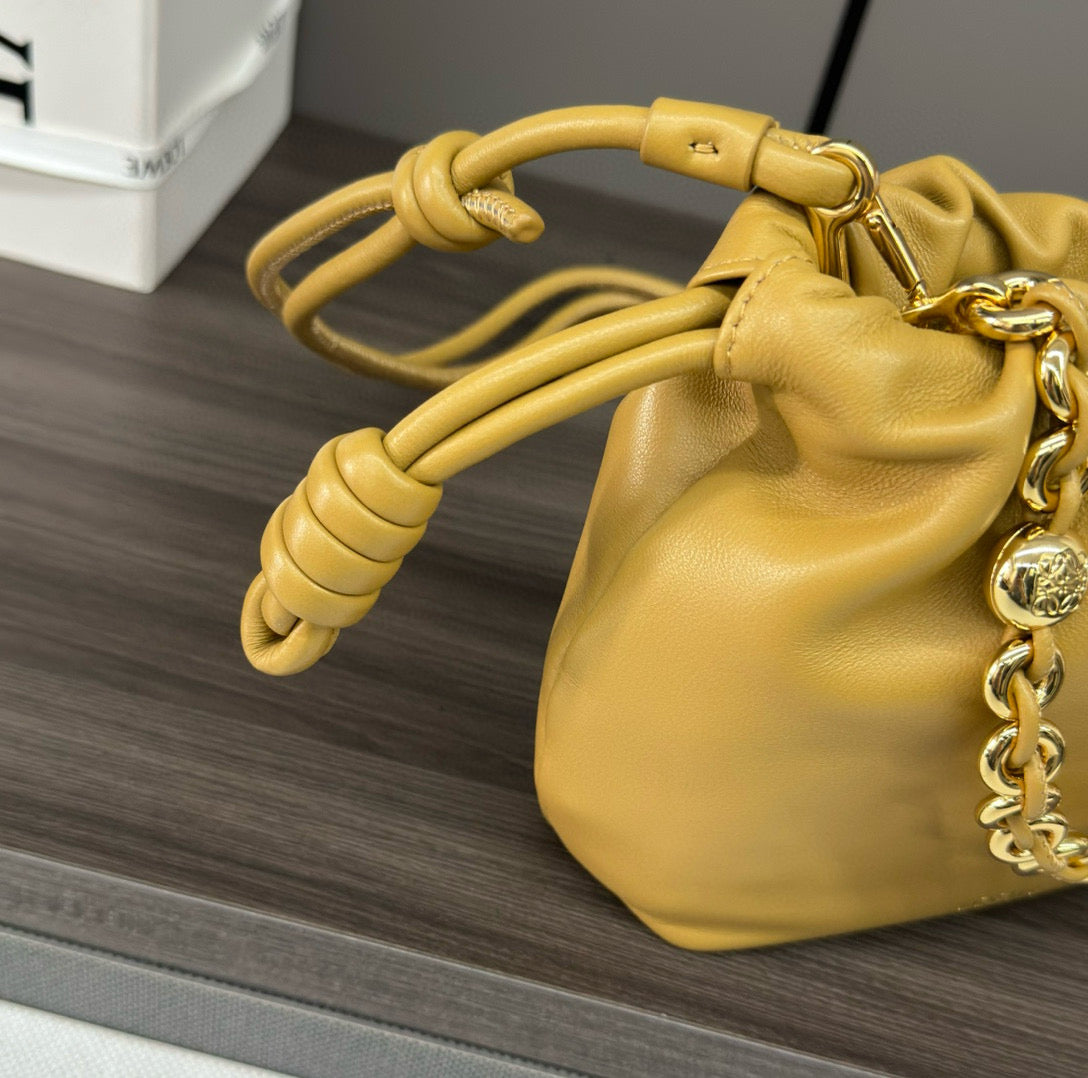 Loewe Flamenco