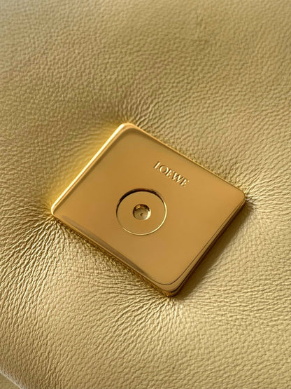Loewe Goya Puffer