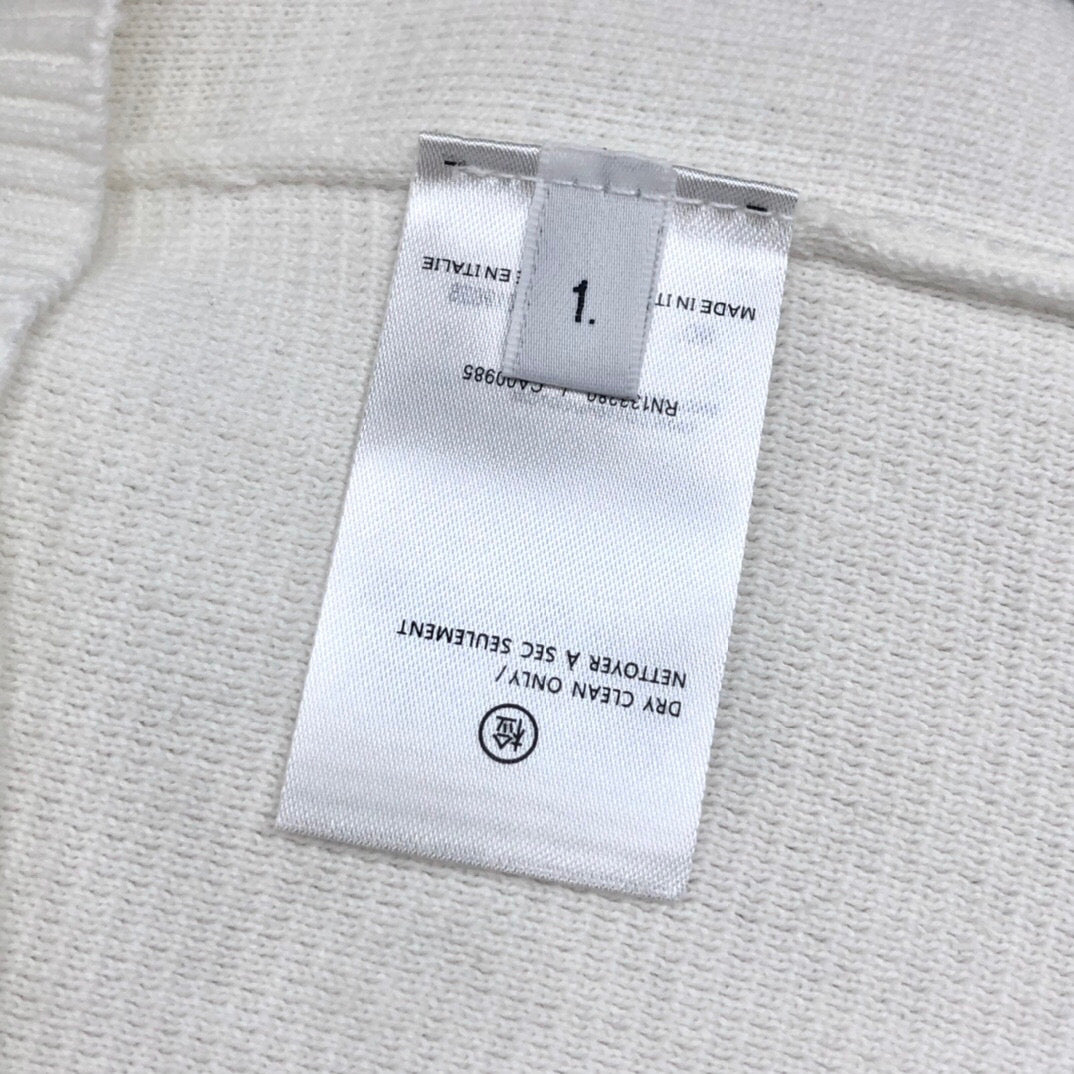 TB Sweater