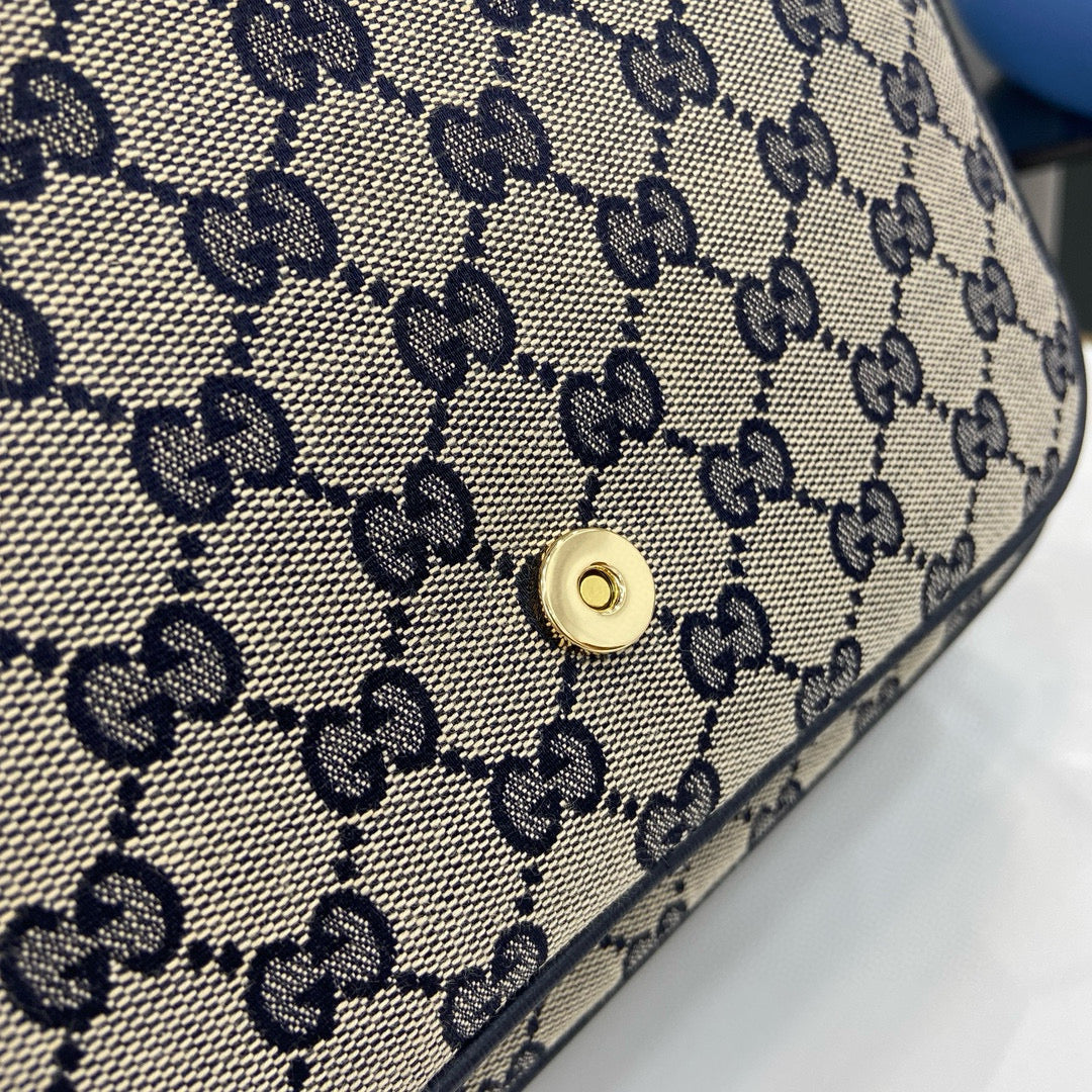 GC Messenger Bag