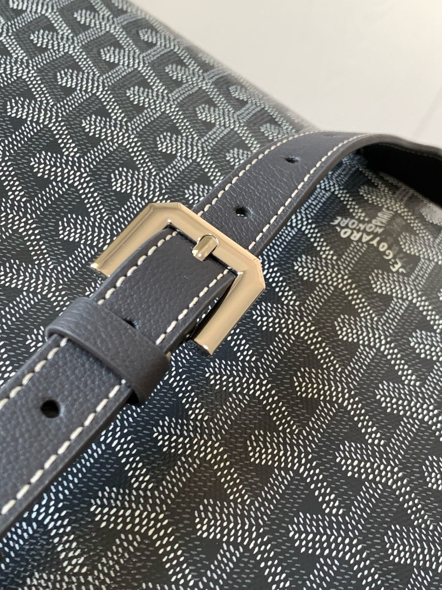 Goyard Voltaire Bag