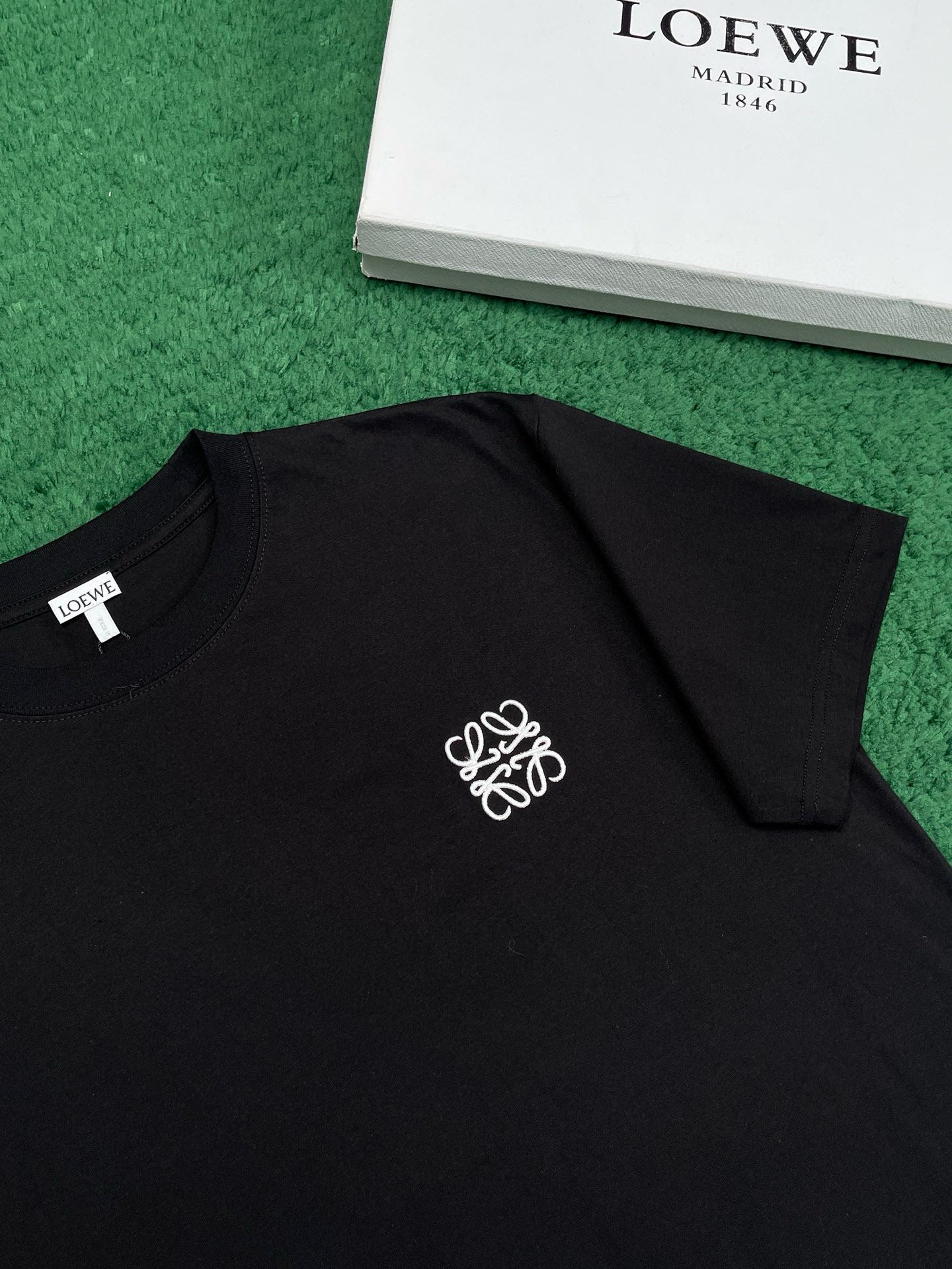 LW T-shirt