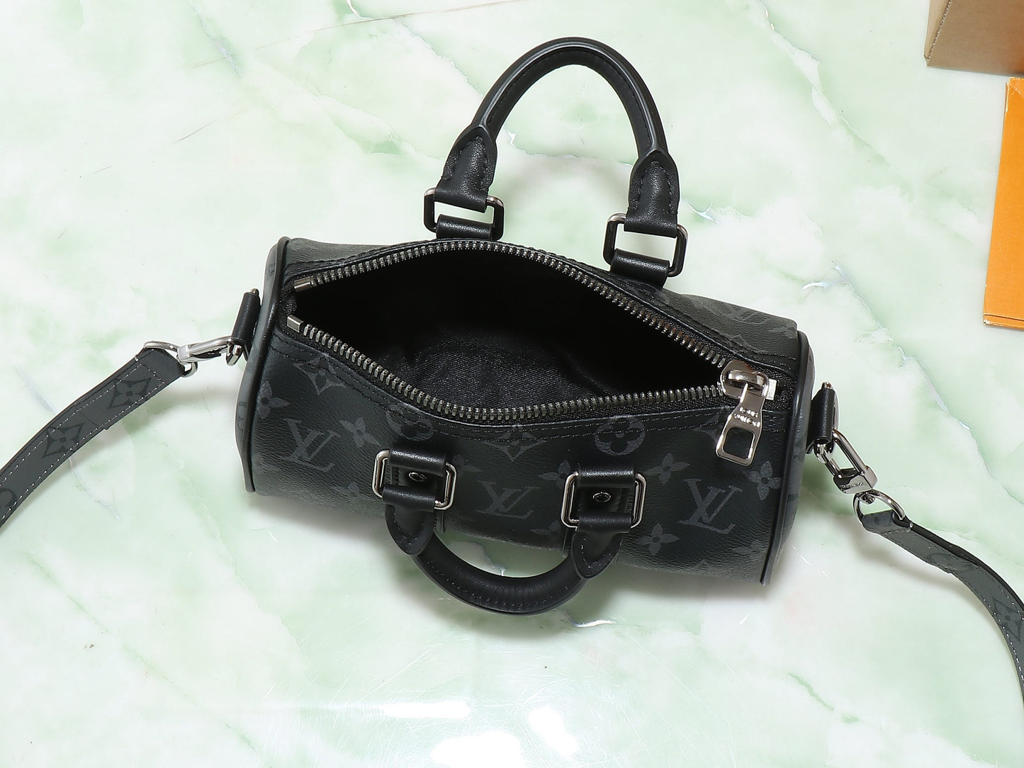 Lv keepall xs