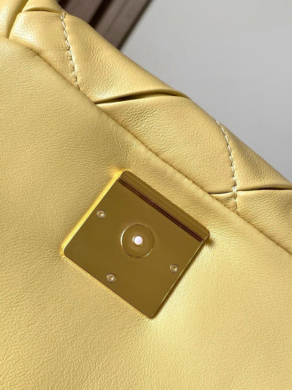 Loewe Goya Puffer