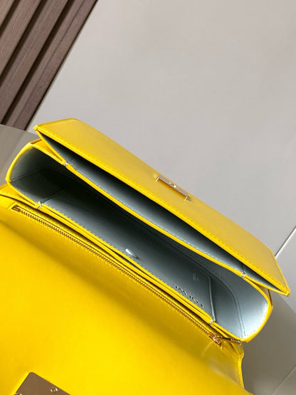 Loewe Goya Leather