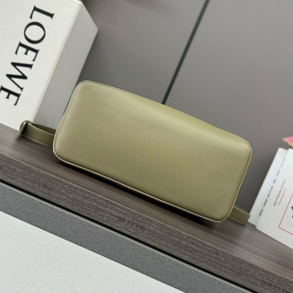 Loewe Puzzle