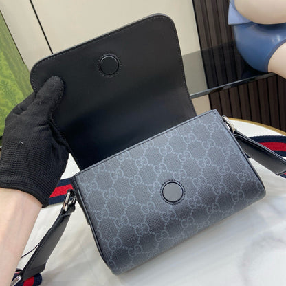 GC Cross Body Bag Man