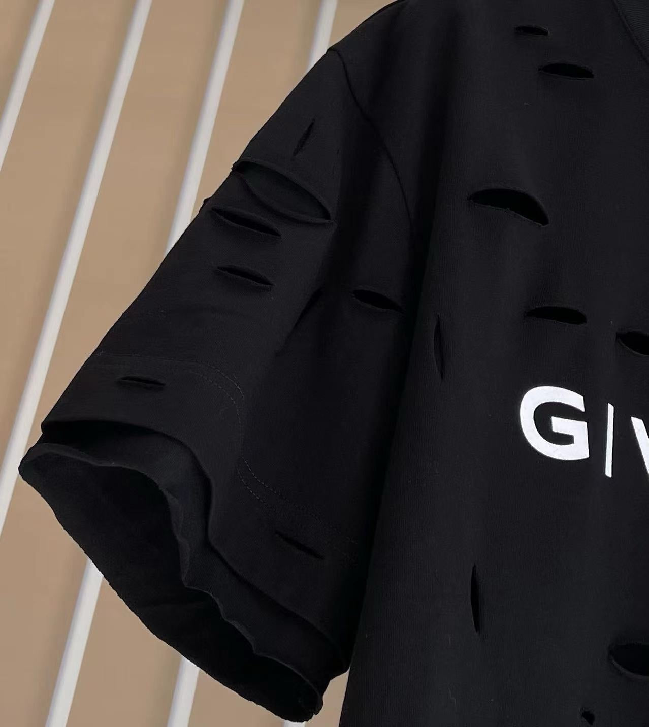 GVC T-shirt