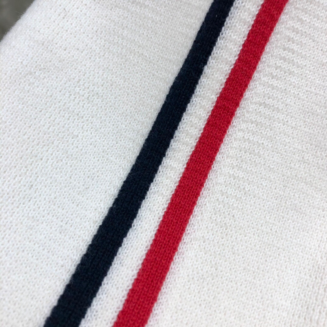 TB Sweater
