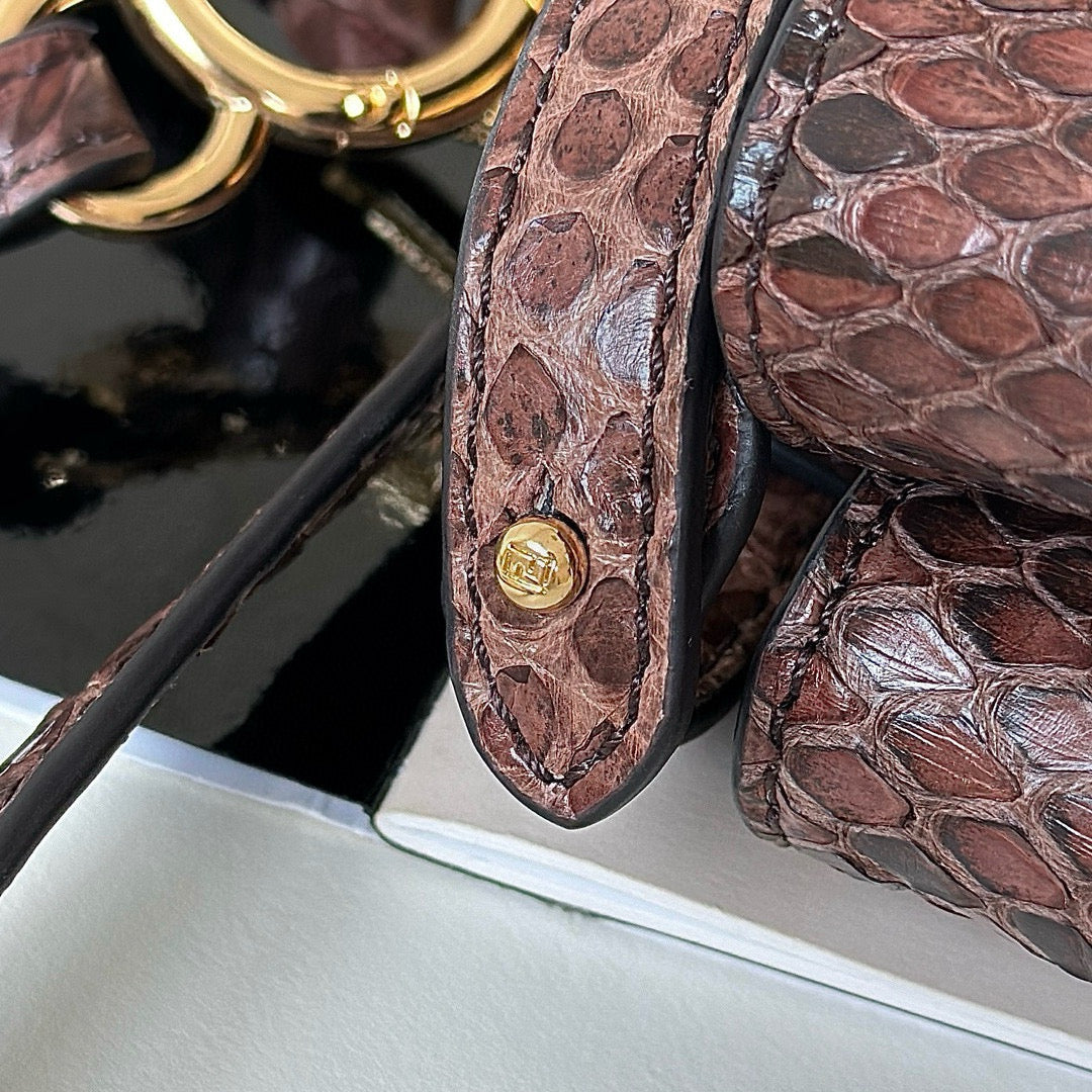 Fendi Peekaboo