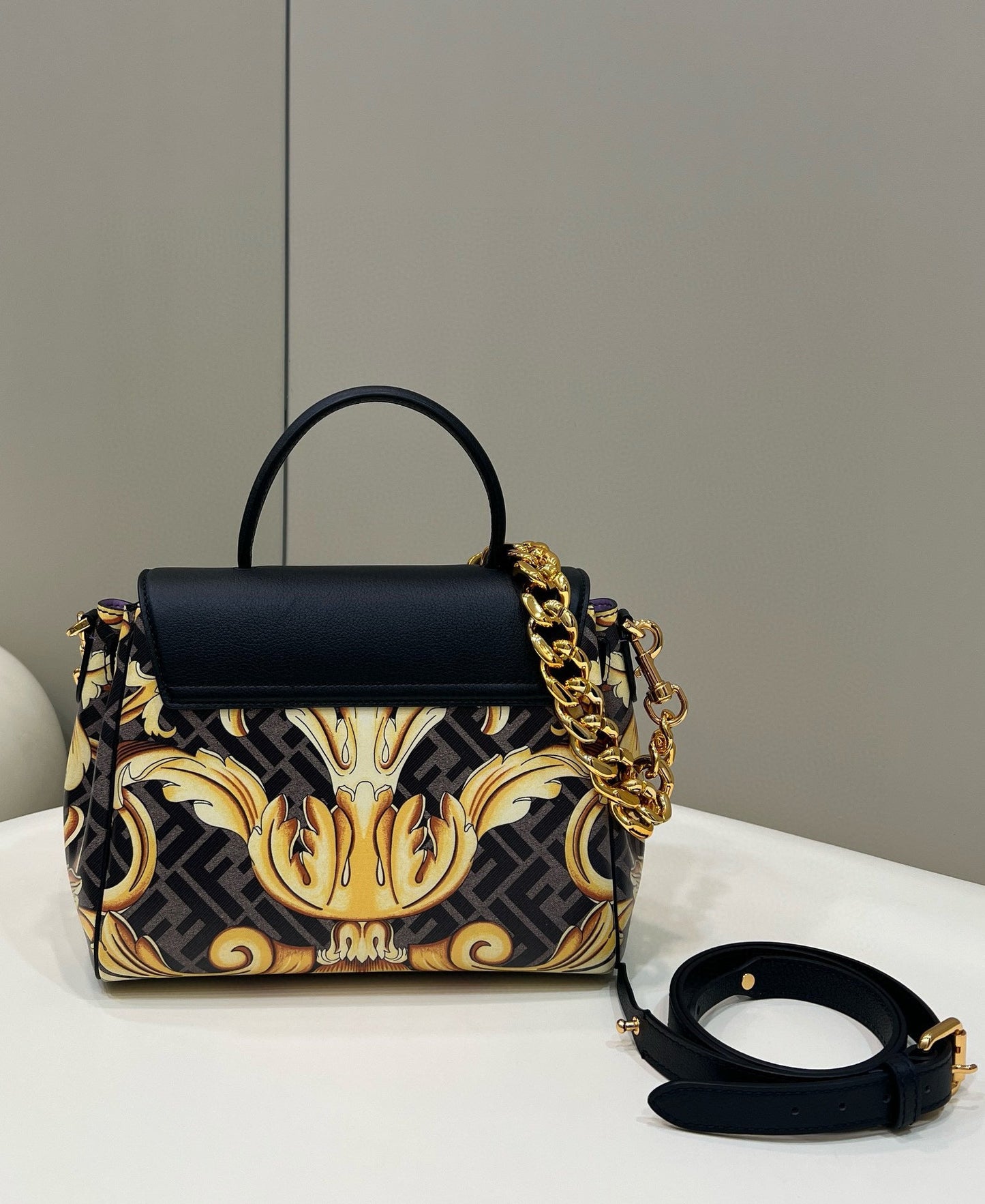 Fendi Fendace