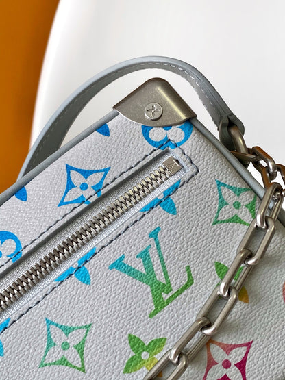 Lv soft trunk