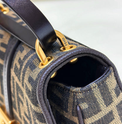 Fendi C'mon Small