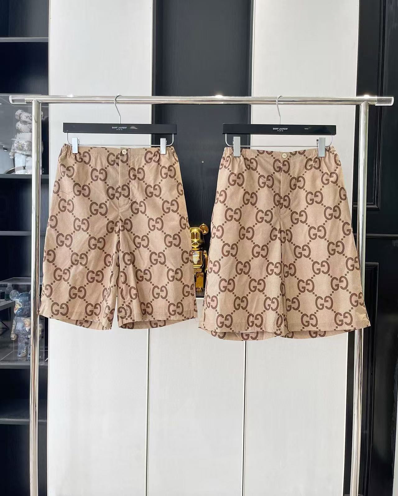 GC Short Pants (Size S / Waist 68)