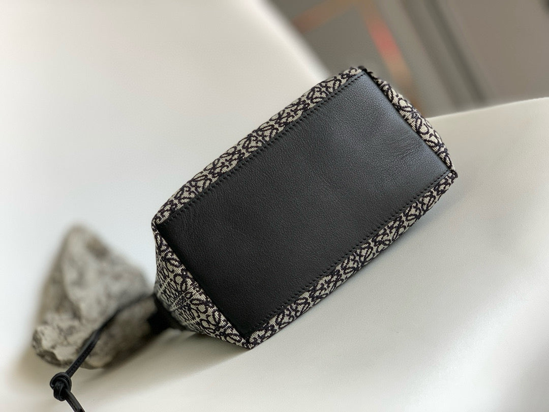 Loewe Cubi