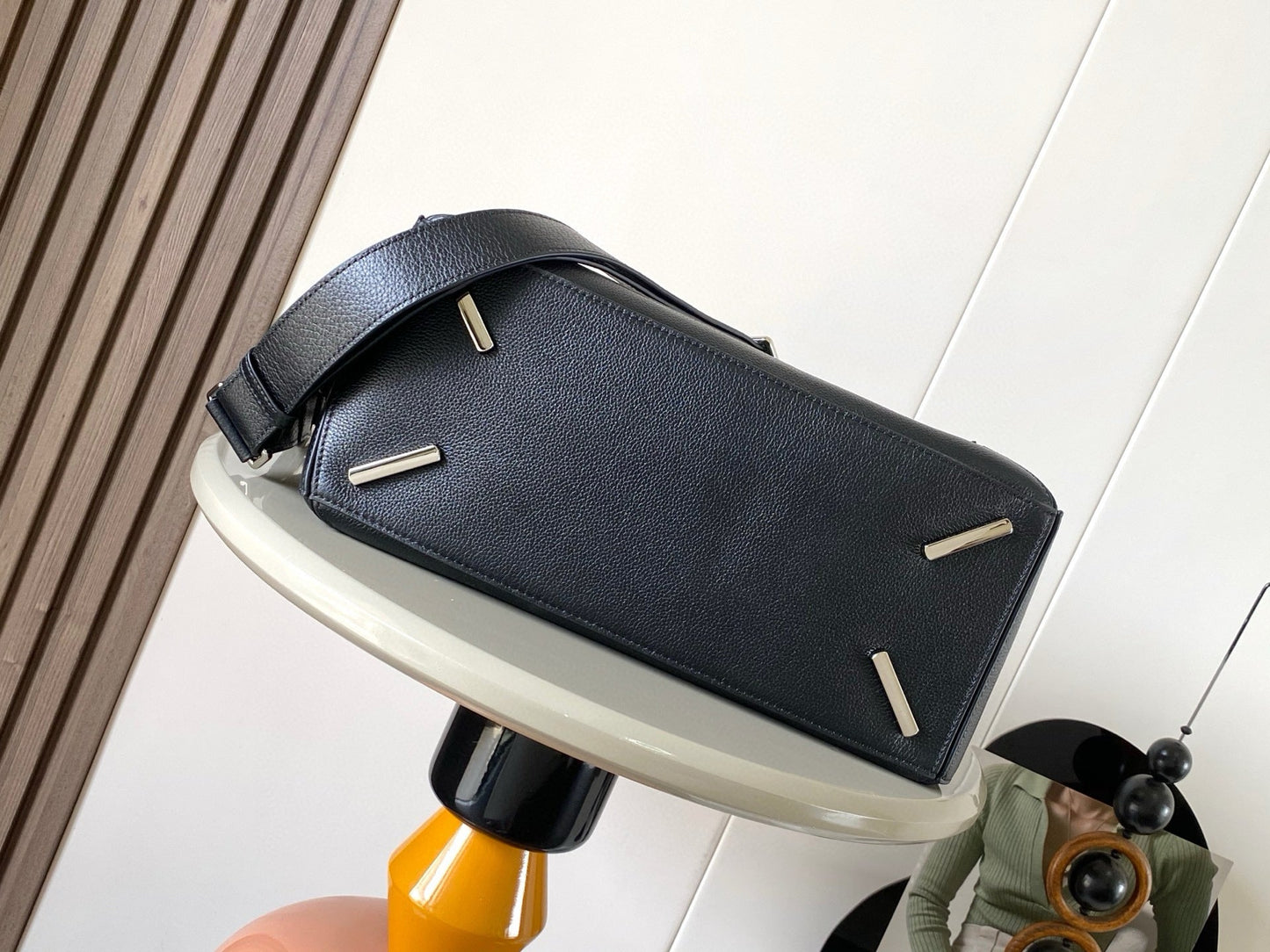 Loewe Puzzle