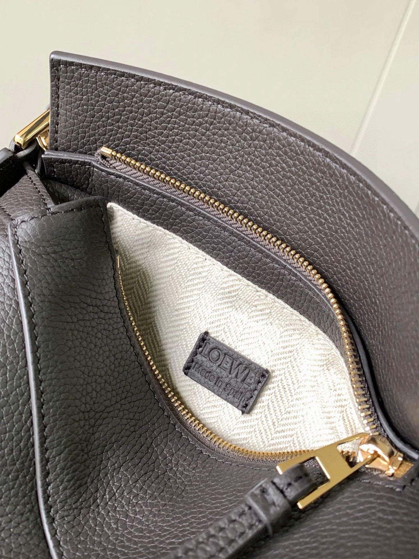 Loewe Puzzle