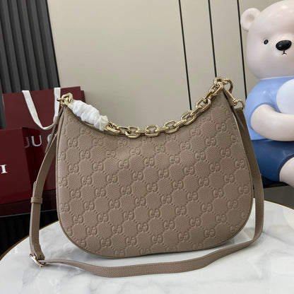 GC Emblem Shoulder bag