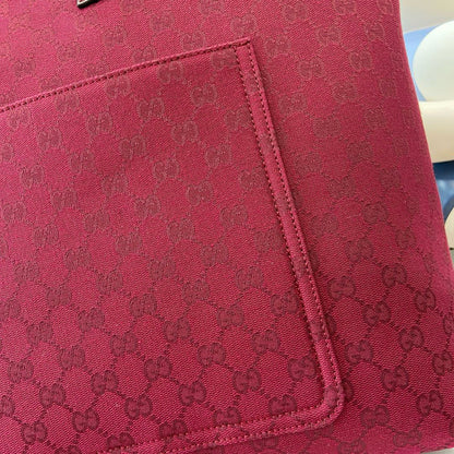 GC Tote Man