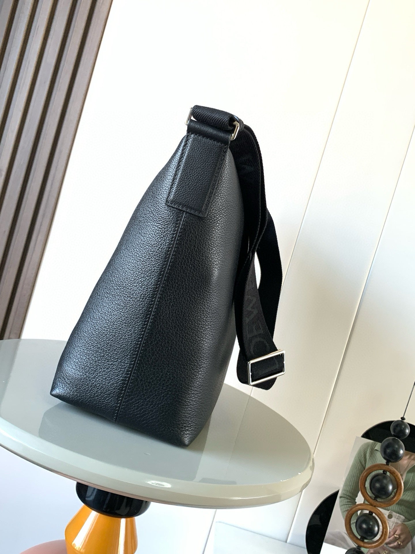 Loewe Cubi