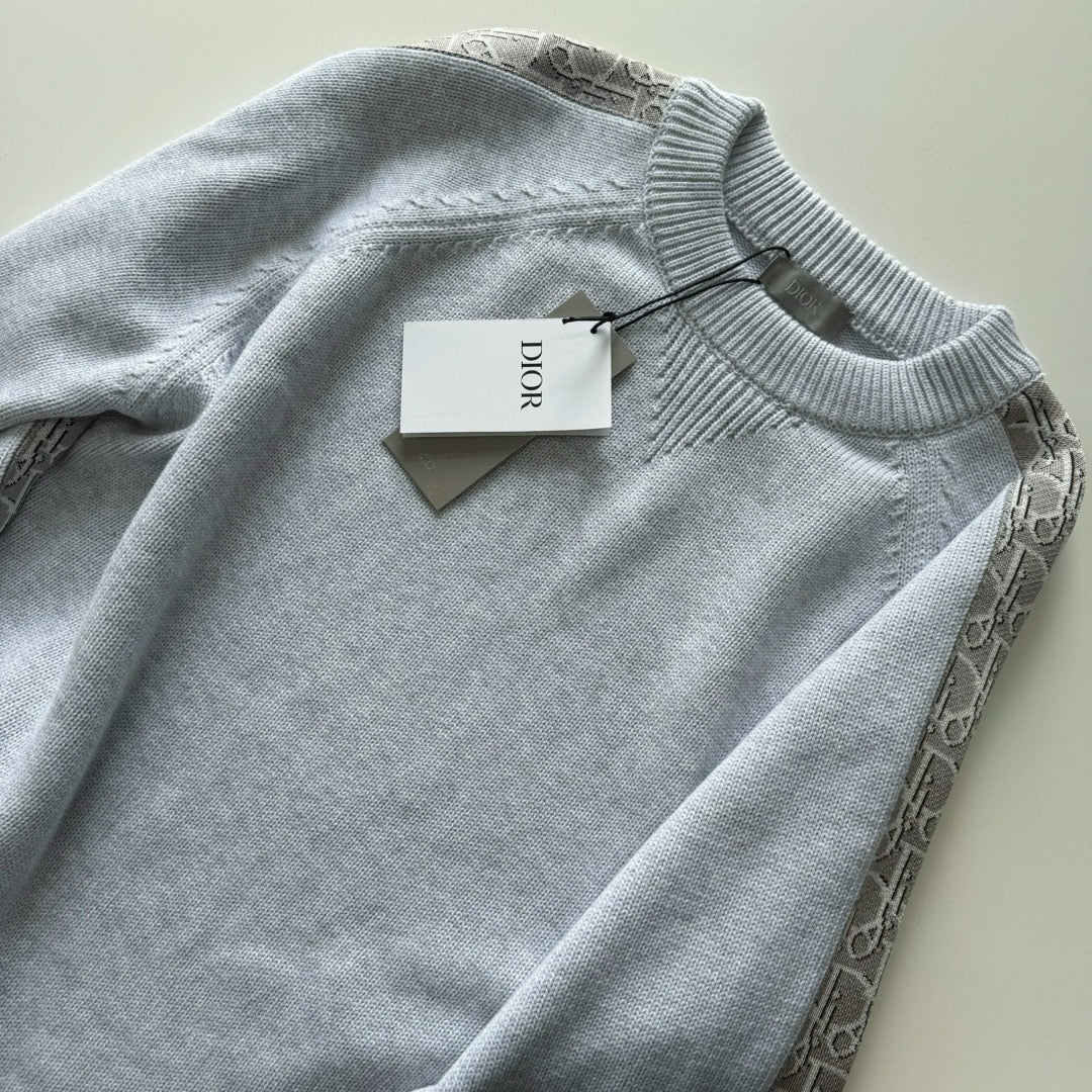 CD Sweater