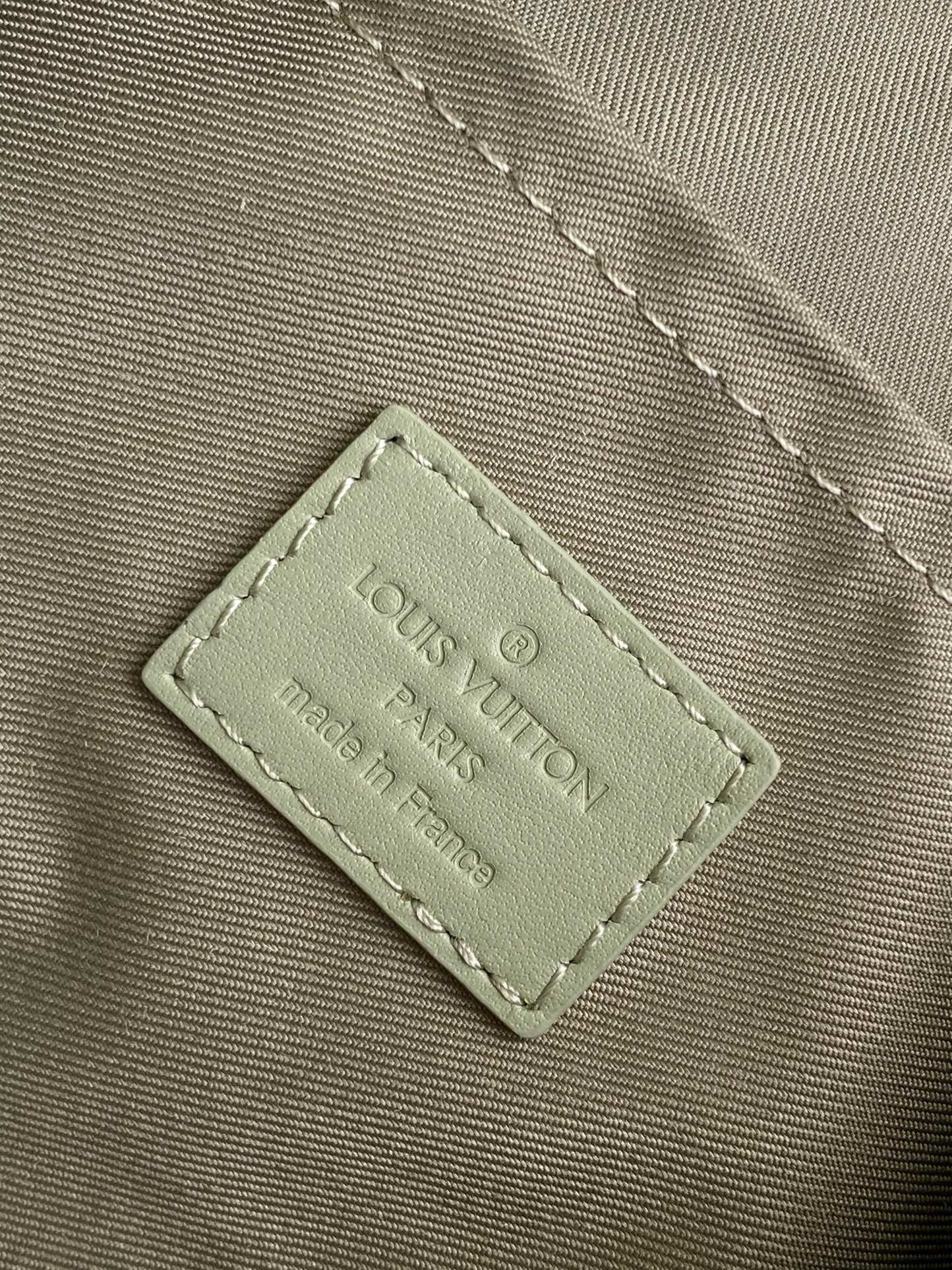 Lv keepall 25