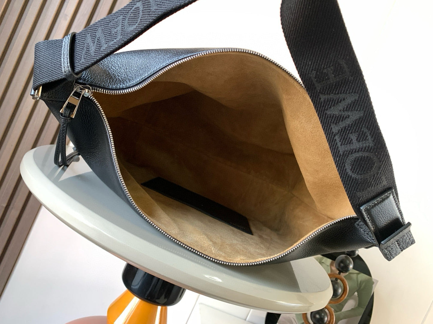 Loewe Cubi
