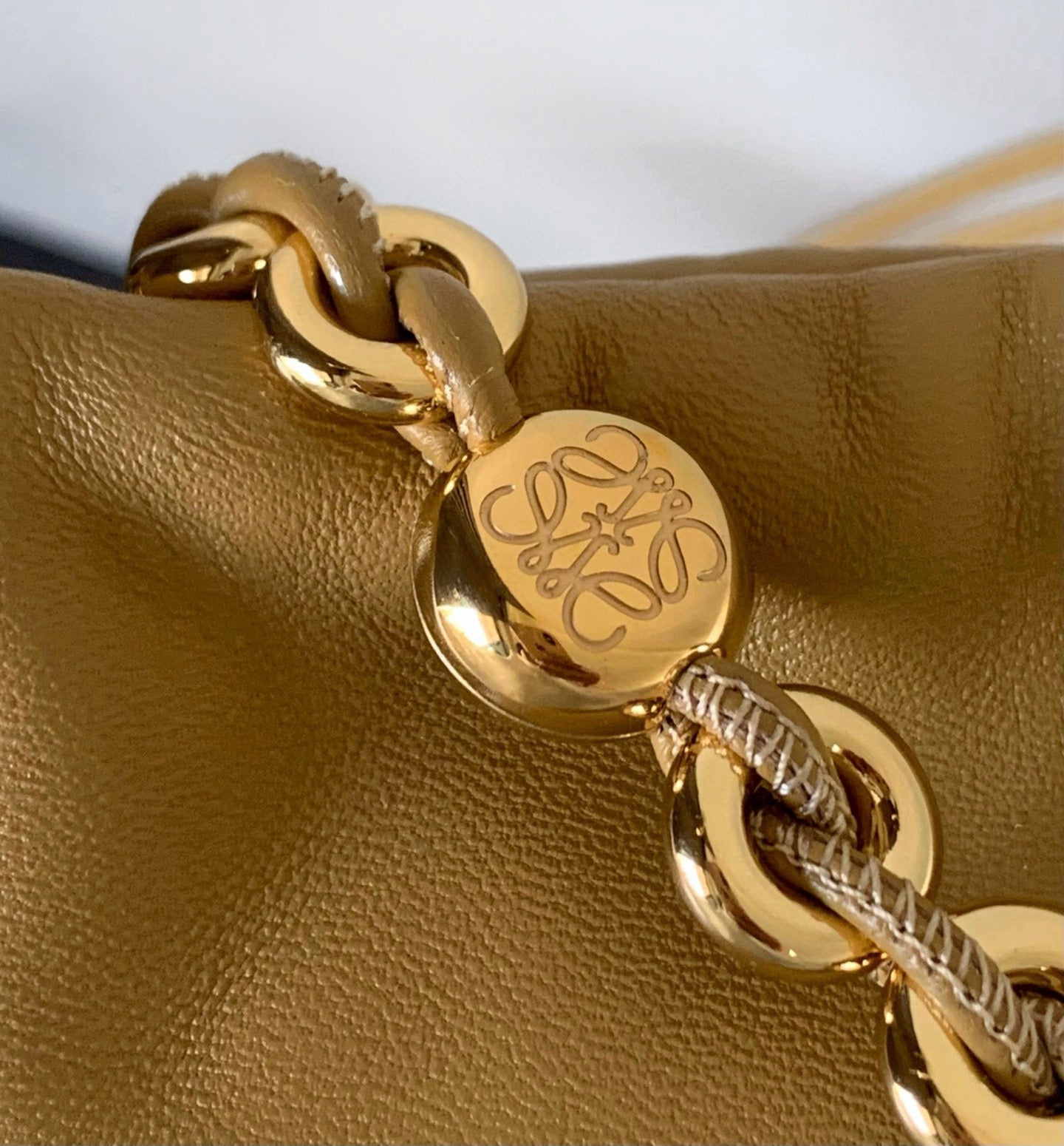 Loewe Flamenco
