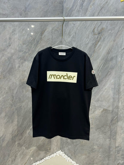Moncler T-shirt