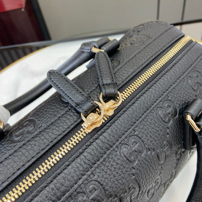 GC Emblem Handle