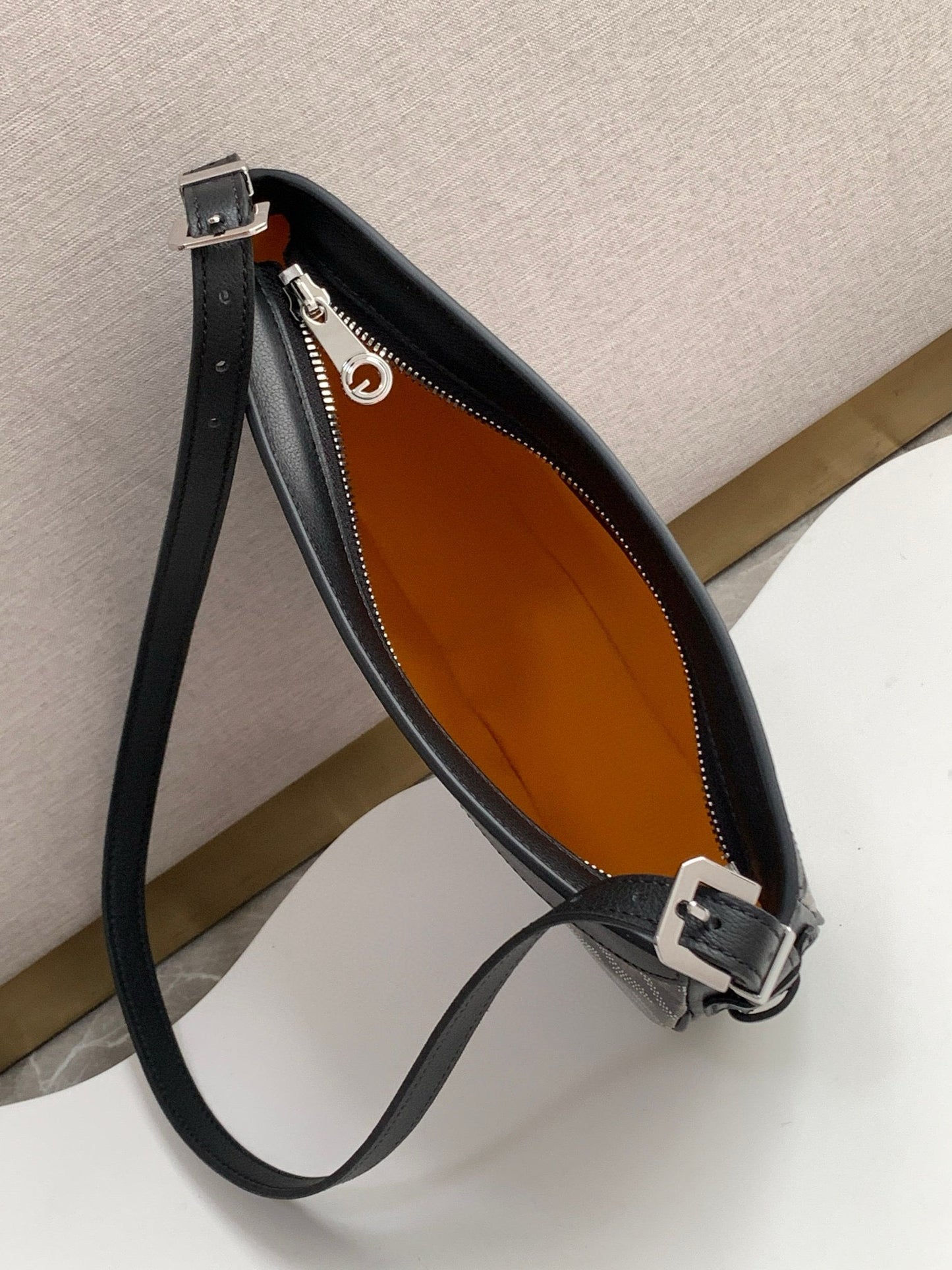Goyard Hirondelle