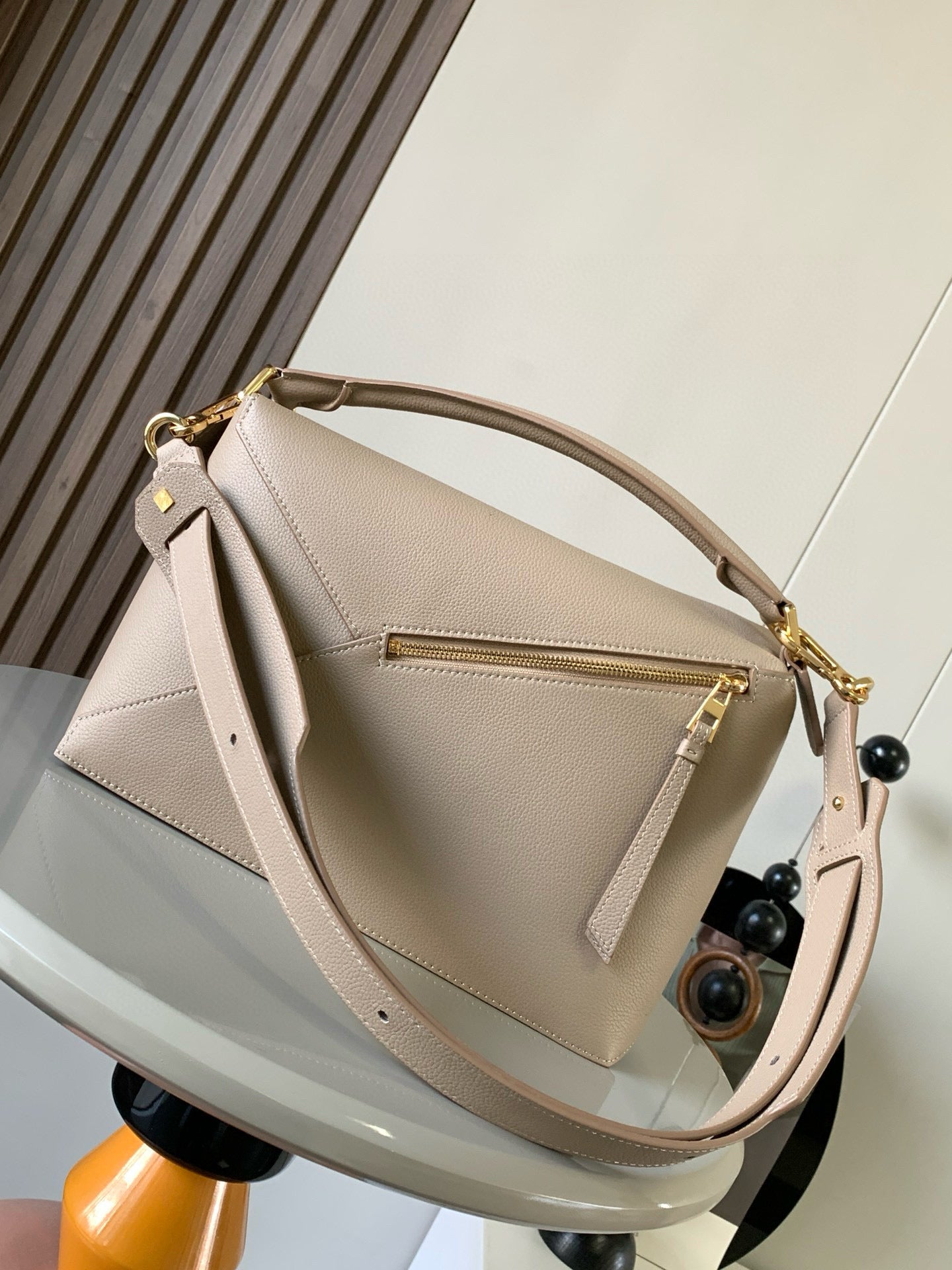 Loewe Puzzle