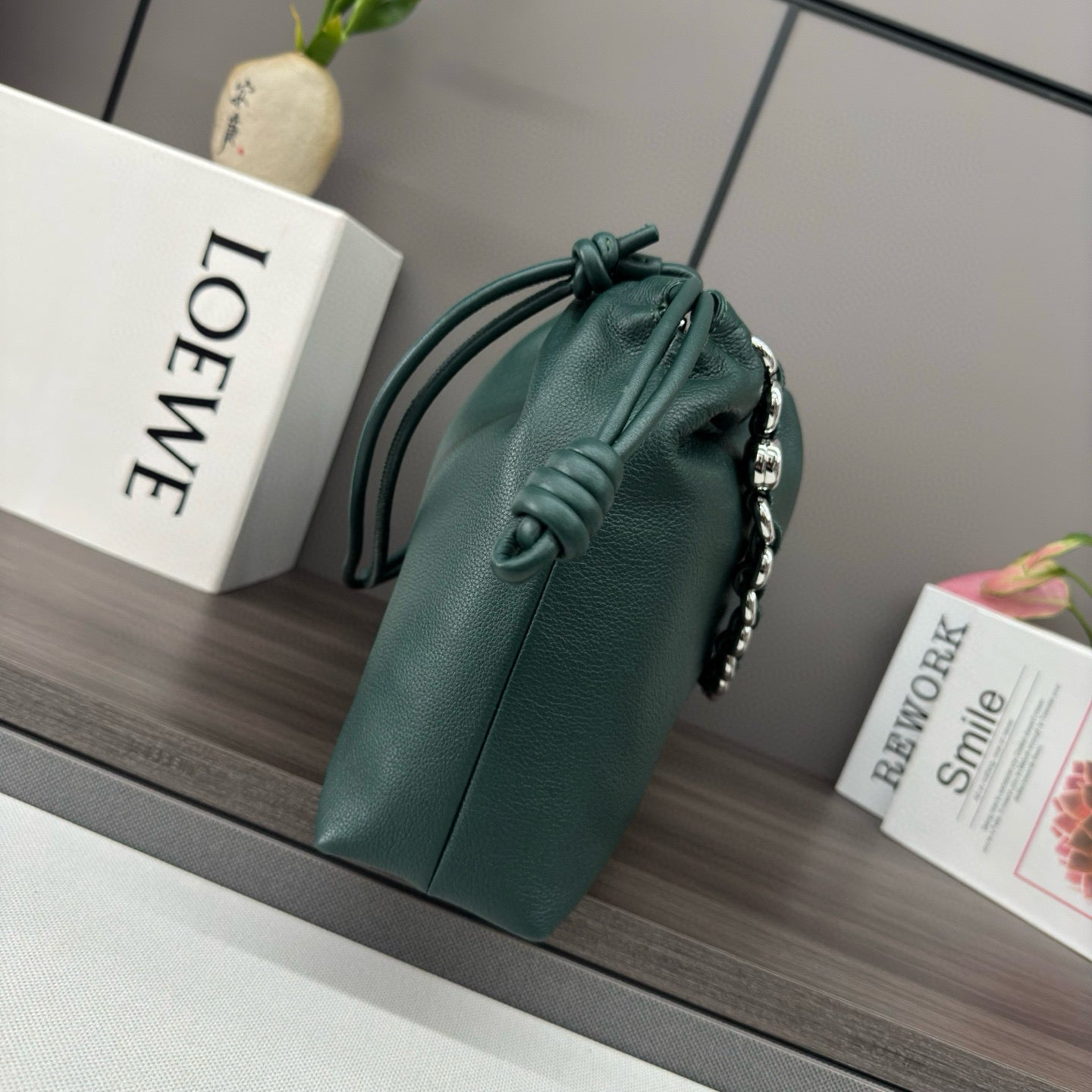 Loewe Flamenco