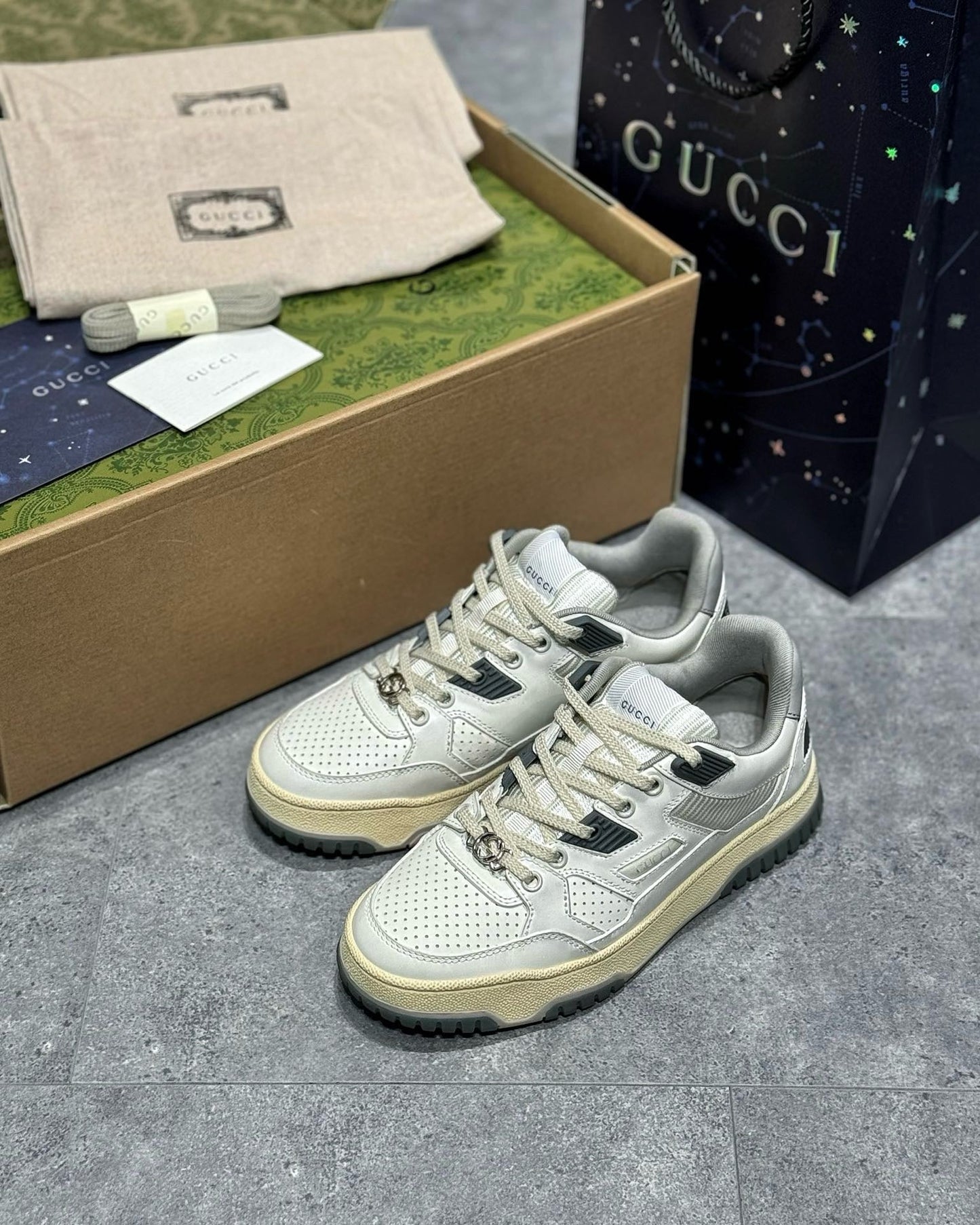 Gucci Sneakers